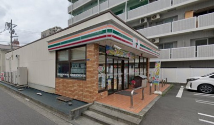 セブン-イレブン 平塚老松町店の画像1