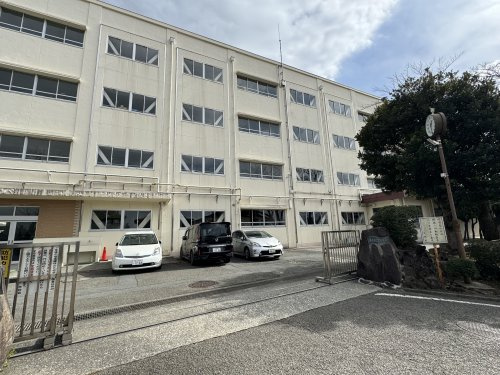 豊田中学校