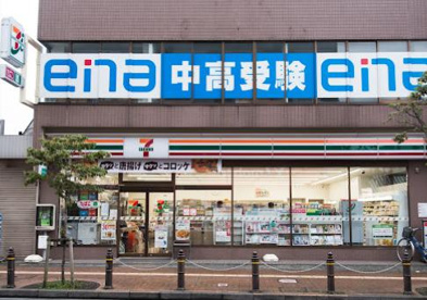 セブン-イレブン 福生西口店の画像1