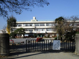 寄居町立男衾小学校