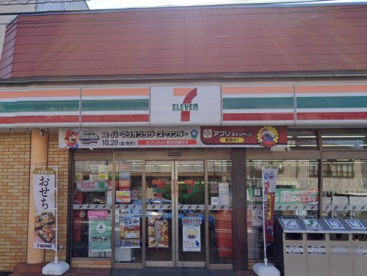 セブン-イレブン 横浜小机町店の画像1