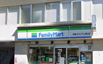 ファミリーマート 神宮スタジアム通り店
