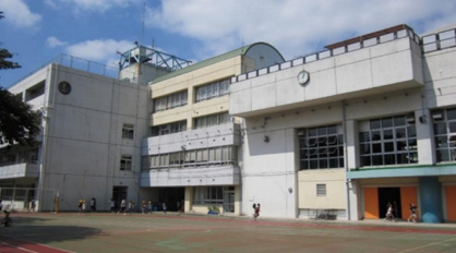 新宿区立牛込仲之小学校の画像1