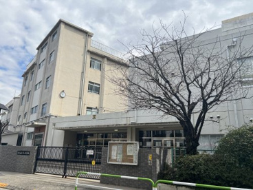 文京区立第一中学校の画像1