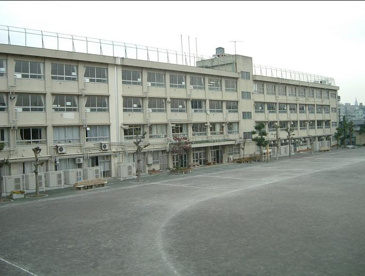 目黒区立東山中学校の画像2