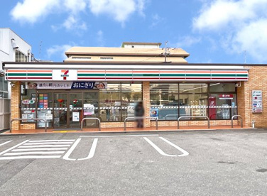 セブンイレブン【深草西浦５丁目店】の画像1