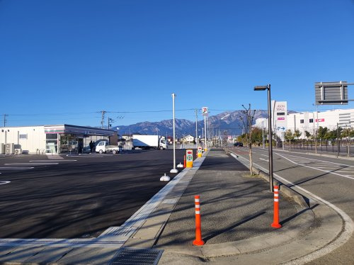 セブンイレブン昭和町河東中島店