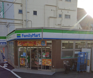 ファミリーマート 富士見ヶ丘駅南店の画像1