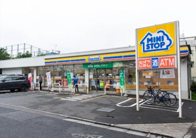 ミニストップ 関町南２丁目店の画像1