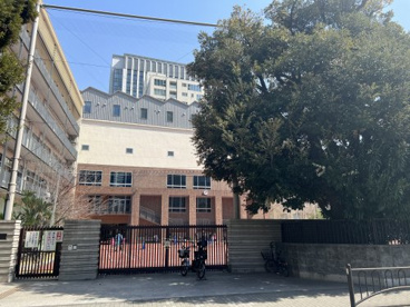 千代田区立麹町中学校の画像1