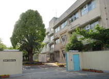 東大阪市立意岐部中学校