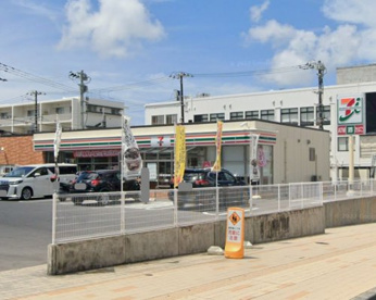 セブンイレブン那覇新都心銘苅店の画像1