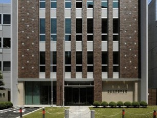 日本大学桜門会館