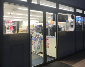 ローソン THETOYOSUTOWER店の画像1