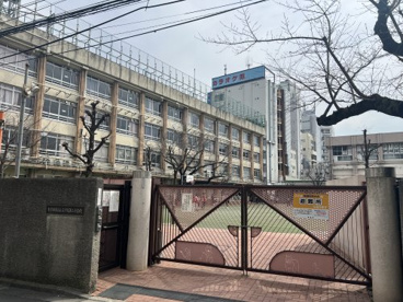 新宿区立戸塚第二小学校の画像1