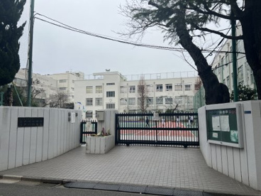 新宿区立江戸川小学校の画像1