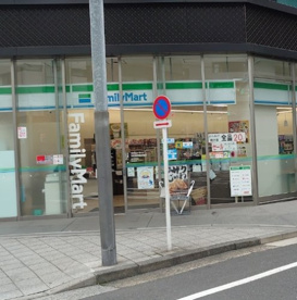 ファミリーマート 小伝馬町鞍掛橋店の画像1