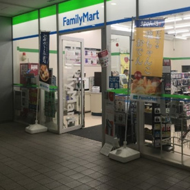 ファミリーマート 豊洲キャナルフロント店の画像1