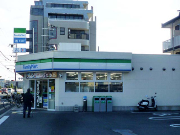 ファミリーマート池田神田店の画像1