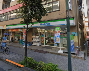 ファミリーマート 中川小金井北店の画像1