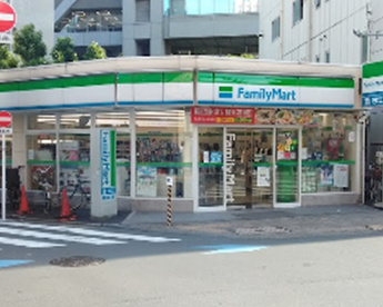 ファミリーマート 蒲田駅東店の画像1