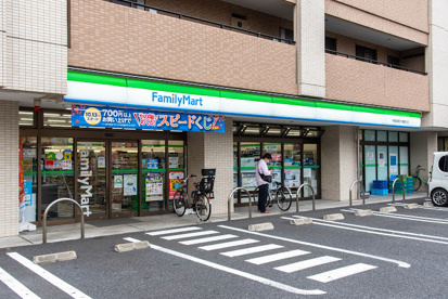 ファミリーマート 中葛西清砂大橋通り店の画像1