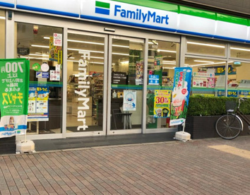 ファミリーマート 月島三丁目店の画像1