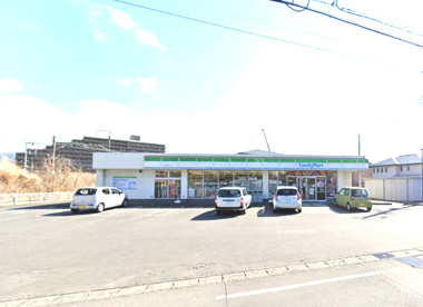 ファミリーマート 三島加茂川店の画像1