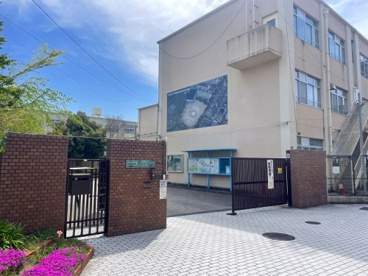 池田東小学校の画像1