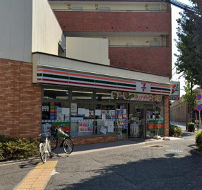 セブン-イレブン 高円寺陸橋南店の画像1