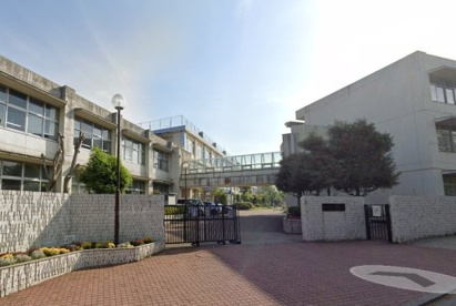 羽村市立羽村第一中学校の画像1