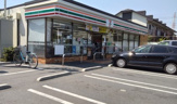 セブンイレブン草加氷川西店