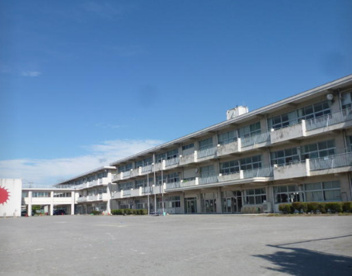 富岡市立西小学校の画像1