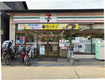 セブンイレブン 出町柳駅前店の画像1