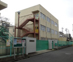 東大阪市立上小阪中学校