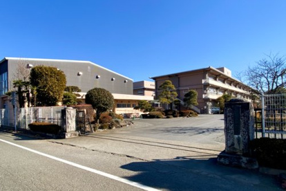 藤岡市立東中学校の画像1