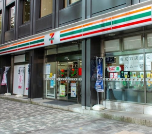 セブンイレブン 神田錦町1丁目店の画像1