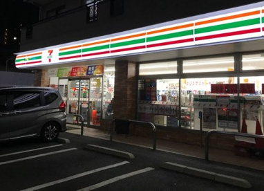 セブンイレブン 江東枝川店の画像1