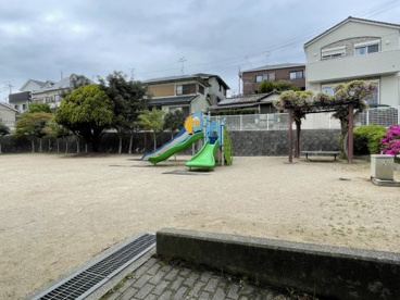 寺畑１丁目公園の画像1