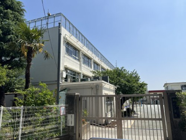 世田谷区立奥沢小学校の画像1