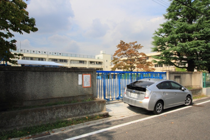 世田谷区立 喜多見小学校の画像1