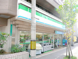 ファミリーマート新大阪店