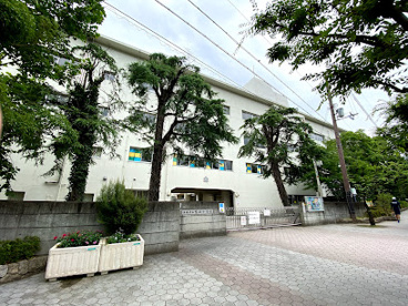 伊丹市立緑丘小学校の画像1