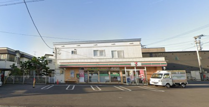 セブンイレブン 弘前西弘前店の画像1
