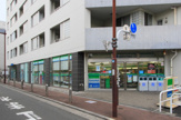 ファミリーマート喜多見駅北店