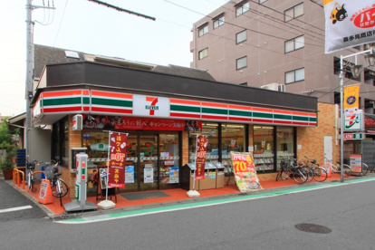 セブンイレブン世田谷喜多見駅前店の画像1