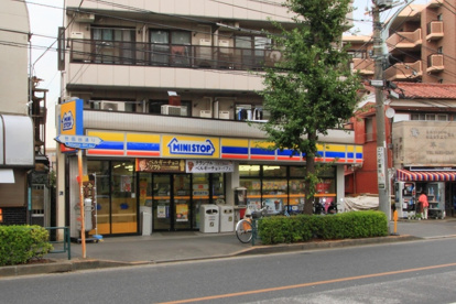ミニストップ狛江岩戸北店の画像1