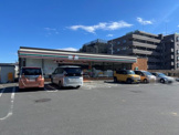 コンビニエンスストア セブンイレブン 川口戸塚3丁目店