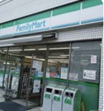 ファミリーマート桶川駅西口店