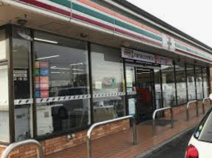 セブンイレブン桶川高校前店